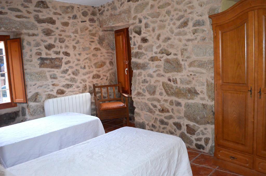Hotel Casa As Fontes Porqueiros Habitación foto